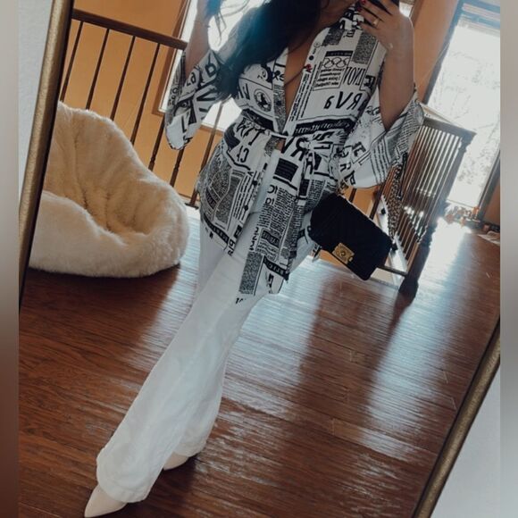 Newspaper printed top - Picture 4 of 10